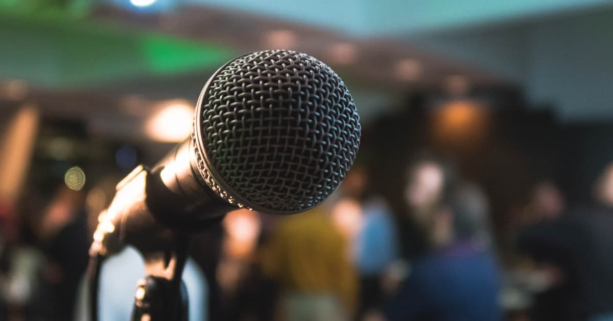 How Many Words Is a 5-Minute Speech? (With a Handy Chart)
